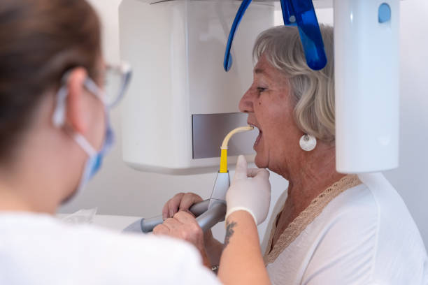 Best Emergency Tooth Extraction in Loop, PA
